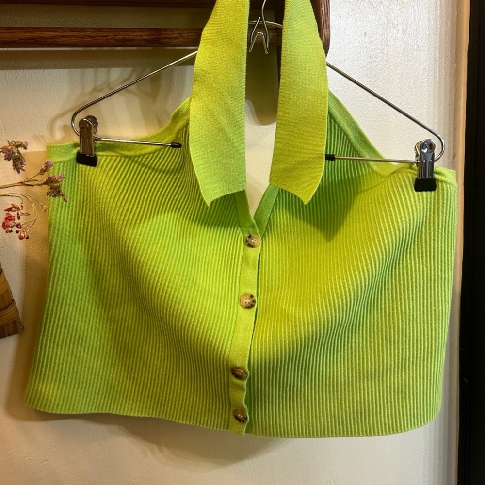 NWT halter top